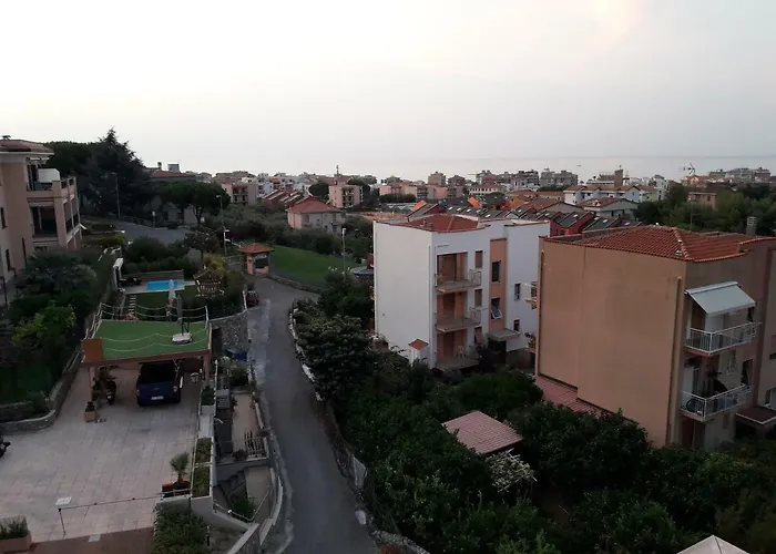 Aurora & Nicole Ideal Per Bike 1 Free Parkings Large E Wi-fi Free E X Family Mtb Climbing Con Terazza Vista Mare شقة *